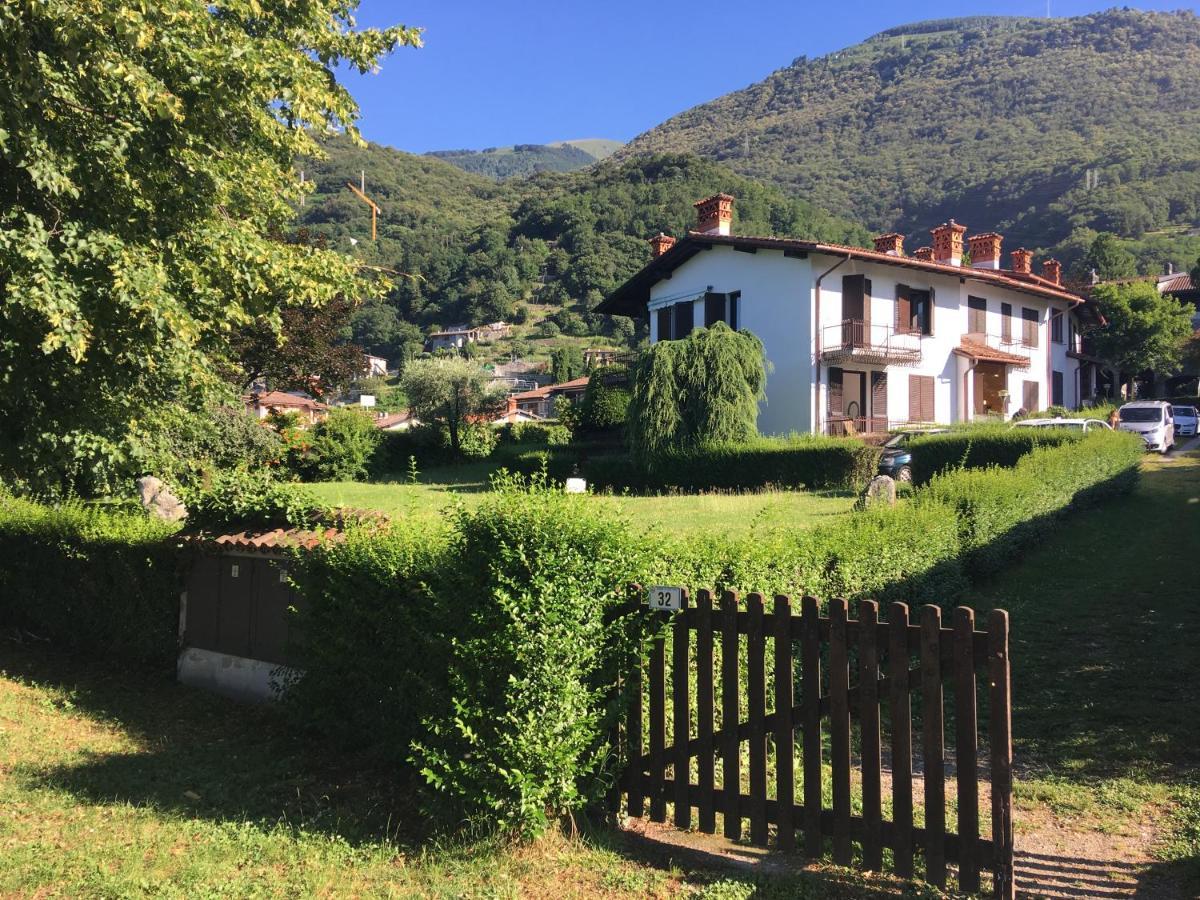 Favoloso Appartamento Fronte Lago, Gera Lario Exterior foto